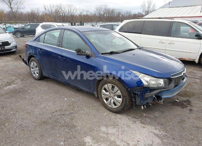 2012 Chevrolet Cruze LS (VIN 1G1PC5SH7C7377581) main photo