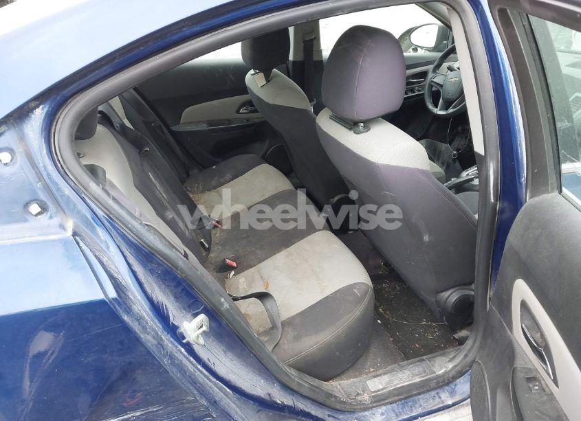 Photo 8 of 2012 Chevrolet Cruze LS (VIN 1G1PC5SH7C7377581)