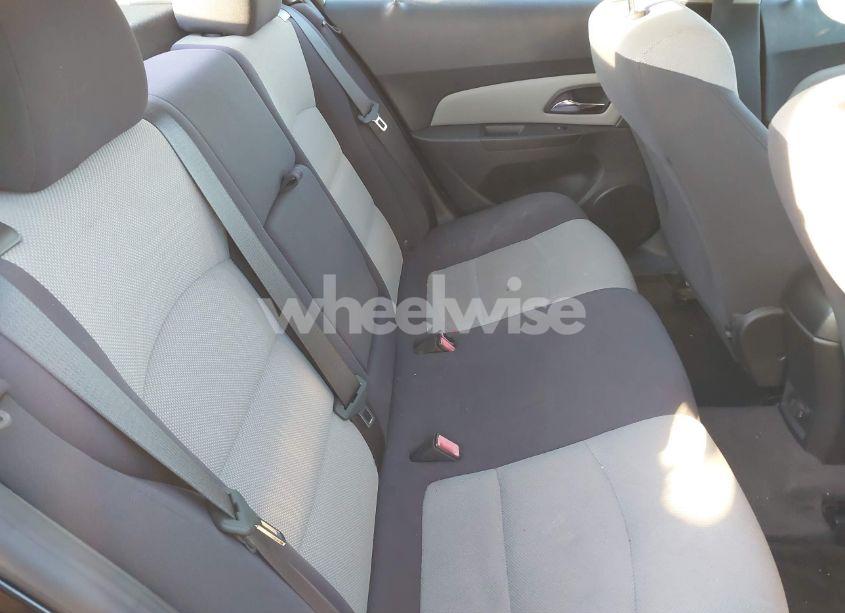 Photo 8 of 2012 Chevrolet Cruze LS (VIN 1G1PC5SH7C7406089)