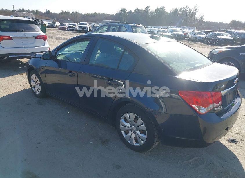 Photo 3 of 2016 Chevrolet Cruze LIMITED LS AUTO (VIN 1G1PC5SH7G7195773)