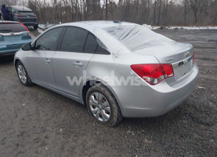 Photo 3 of 2016 Chevrolet Cruze LIMITED LS AUTO (VIN 1G1PC5SH7G7219909)