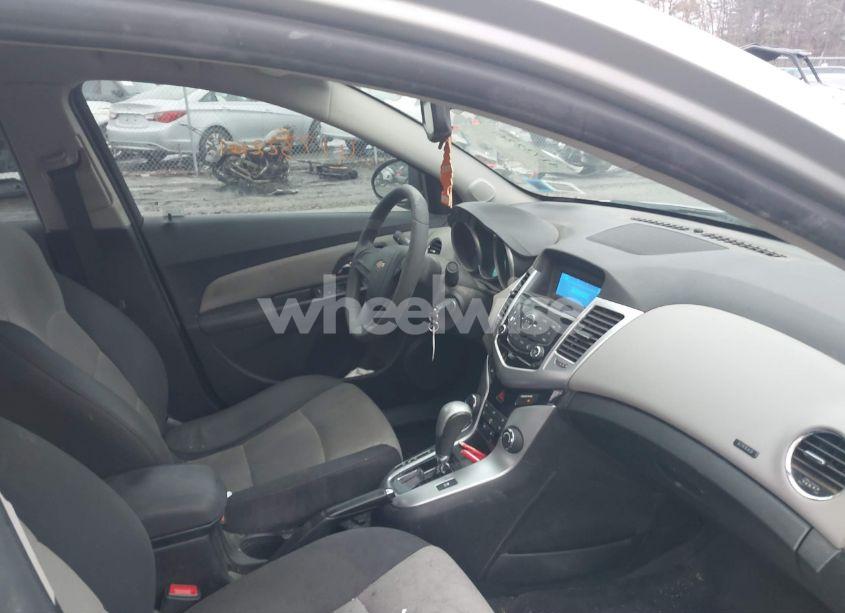 Photo 5 of 2016 Chevrolet Cruze LIMITED LS AUTO (VIN 1G1PC5SH7G7219909)