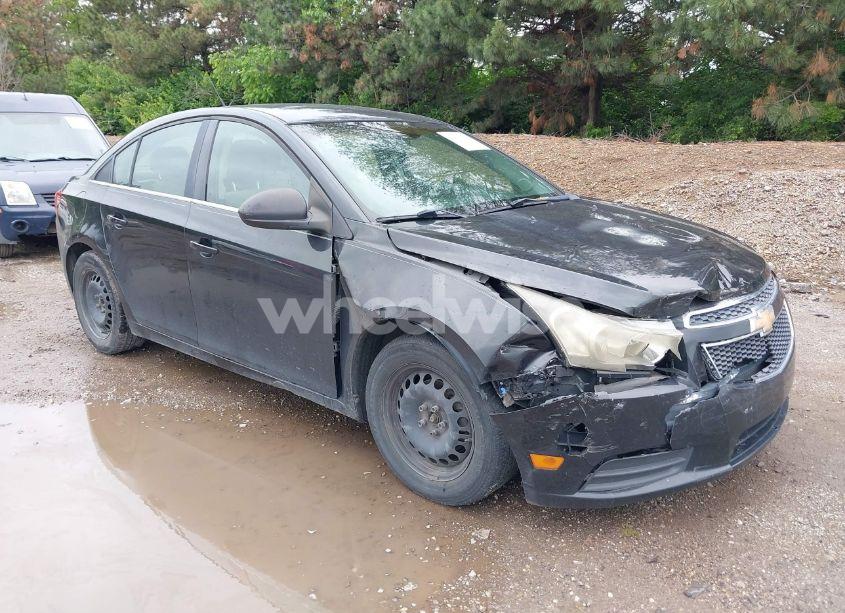 2011 Chevrolet Cruze LS (VIN 1G1PC5SH8B7129998) main photo