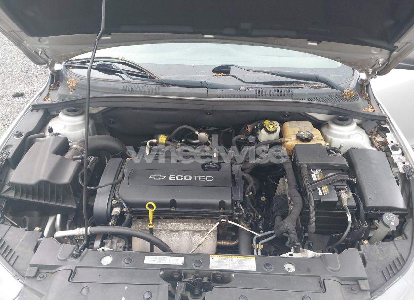 Photo 10 of 2012 Chevrolet Cruze LS (VIN 1G1PC5SH8C7116492)