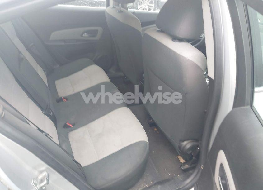 Photo 8 of 2012 Chevrolet Cruze LS (VIN 1G1PC5SH8C7116492)