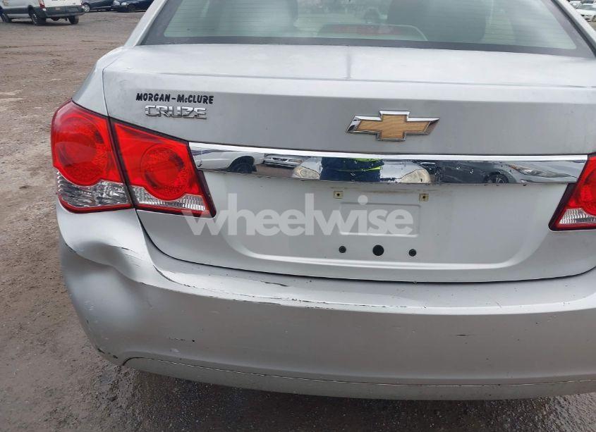 Photo 13 of 2012 Chevrolet Cruze LS (VIN 1G1PC5SH8C7129212)