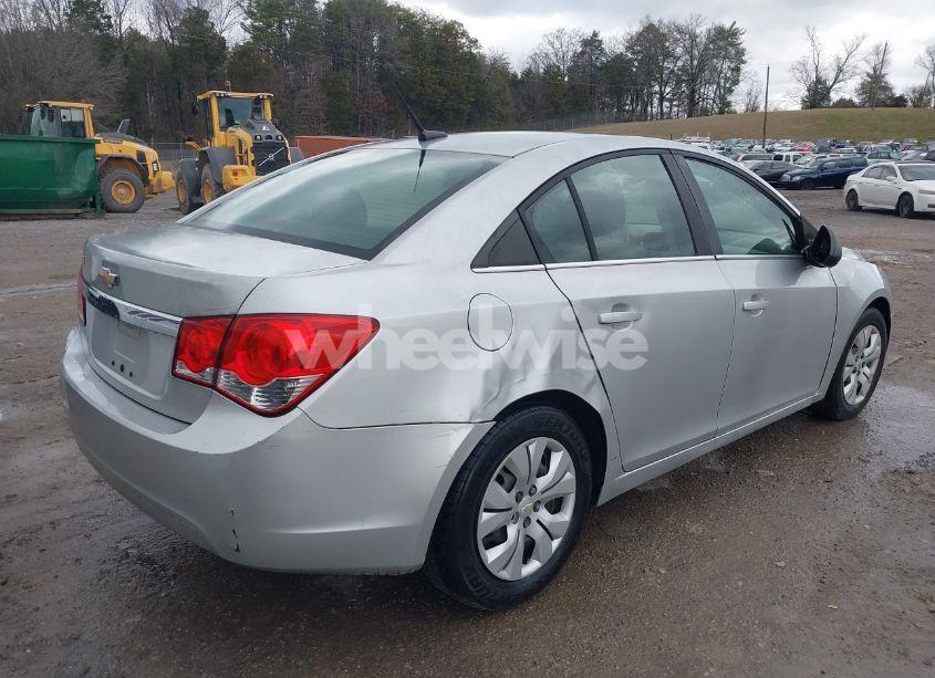 Photo 4 of 2012 Chevrolet Cruze LS (VIN 1G1PC5SH8C7129212)