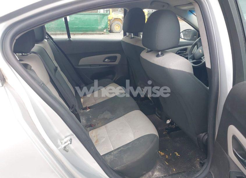 Photo 8 of 2012 Chevrolet Cruze LS (VIN 1G1PC5SH8C7129212)