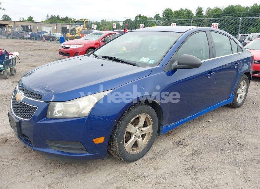 Photo 2 of 2012 Chevrolet Cruze LS (VIN 1G1PC5SH8C7153431)