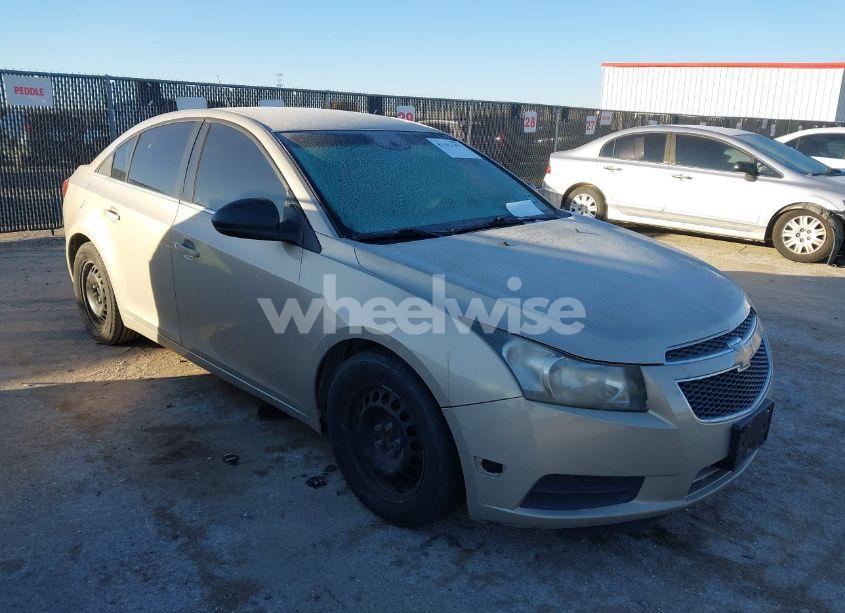 Photo 6 of 2012 Chevrolet Cruze LS (VIN 1G1PC5SH8C7165627)