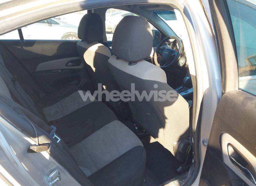 Photo 8 of 2012 Chevrolet Cruze LS (VIN 1G1PC5SH8C7165627)