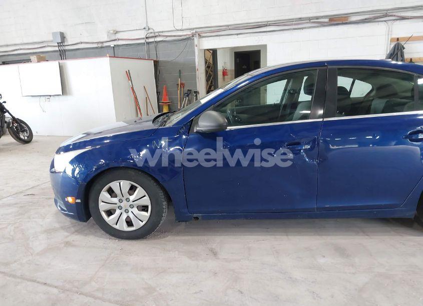 Photo 12 of 2012 Chevrolet Cruze LS (VIN 1G1PC5SH8C7186476)