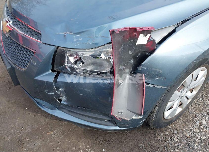 Photo 12 of 2012 Chevrolet Cruze LS (VIN 1G1PC5SH8C7243534)