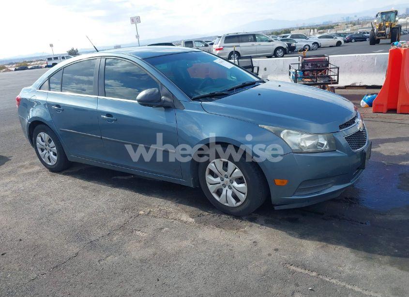 2012 Chevrolet Cruze LS (VIN 1G1PC5SH8C7255960) main photo
