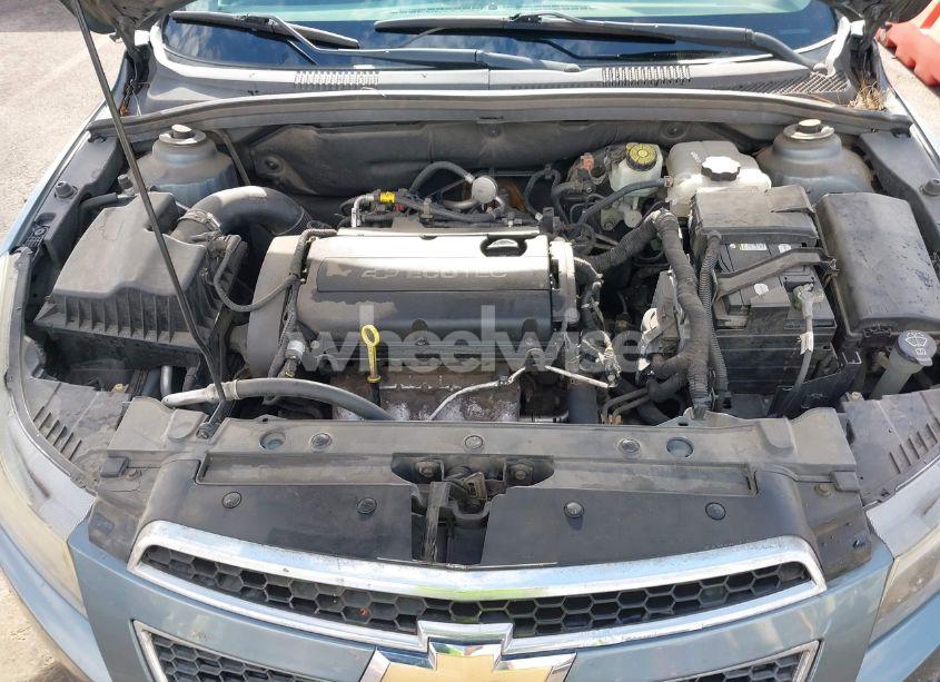 Photo 10 of 2012 Chevrolet Cruze LS (VIN 1G1PC5SH8C7255960)
