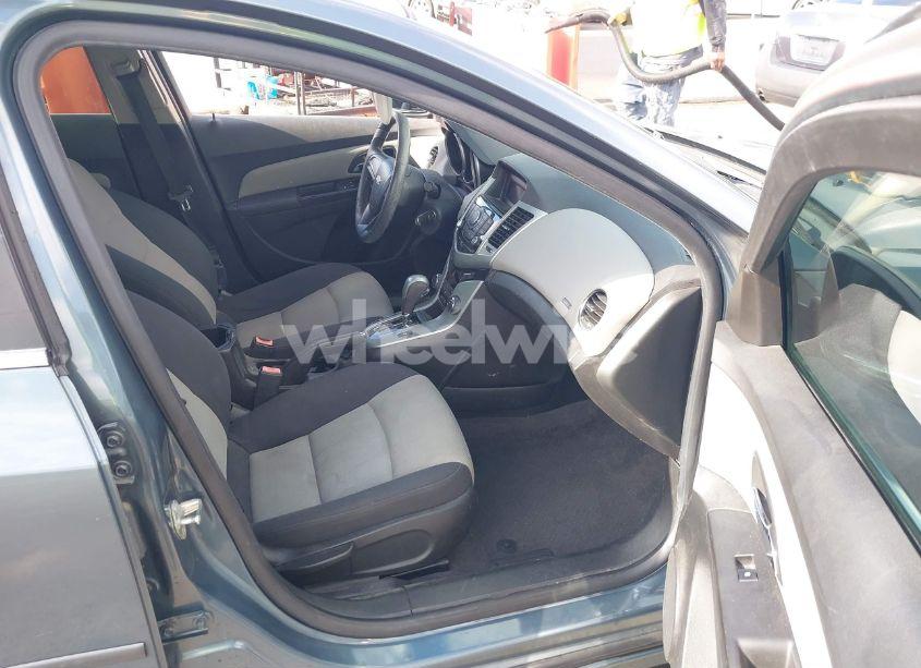 Photo 5 of 2012 Chevrolet Cruze LS (VIN 1G1PC5SH8C7255960)