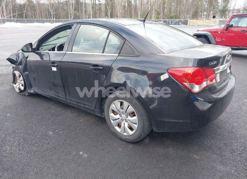 Photo 3 of 2012 Chevrolet Cruze LS (VIN 1G1PC5SH8C7322296)