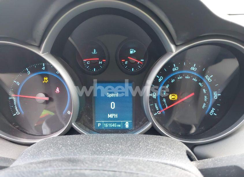 Photo 7 of 2012 Chevrolet Cruze LS (VIN 1G1PC5SH8C7322296)