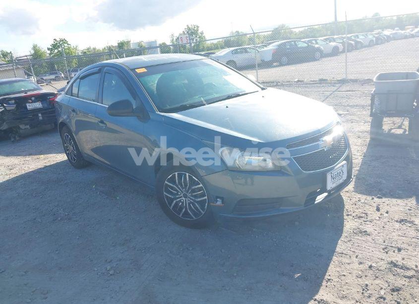 2012 Chevrolet Cruze LS (VIN 1G1PC5SH8C7322900) main photo