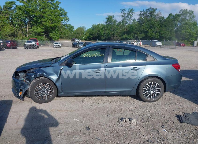 Photo 15 of 2012 Chevrolet Cruze LS (VIN 1G1PC5SH8C7322900)