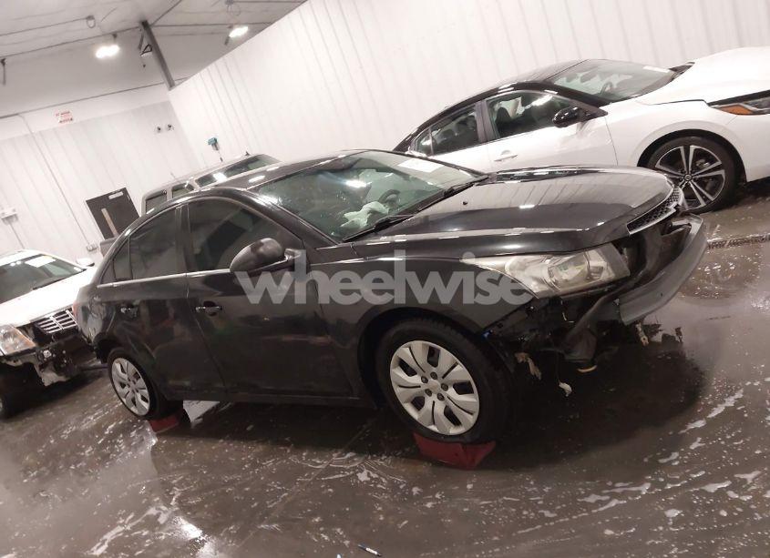 Photo 14 of 2012 Chevrolet Cruze LS (VIN 1G1PC5SH8C7345092)
