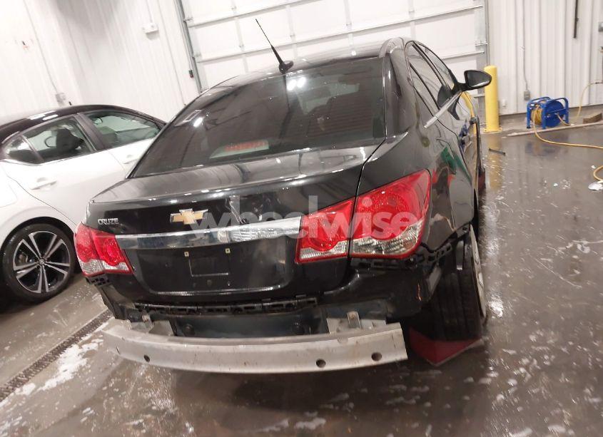 Photo 17 of 2012 Chevrolet Cruze LS (VIN 1G1PC5SH8C7345092)