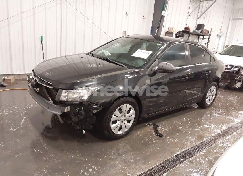 Photo 2 of 2012 Chevrolet Cruze LS (VIN 1G1PC5SH8C7345092)