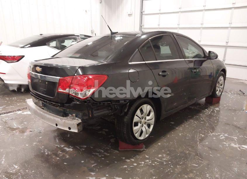 Photo 4 of 2012 Chevrolet Cruze LS (VIN 1G1PC5SH8C7345092)