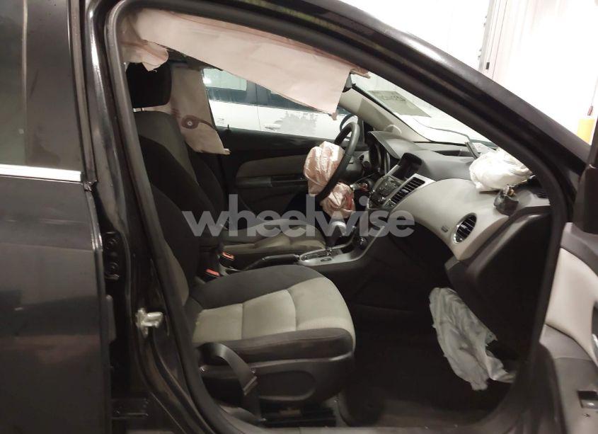 Photo 5 of 2012 Chevrolet Cruze LS (VIN 1G1PC5SH8C7345092)