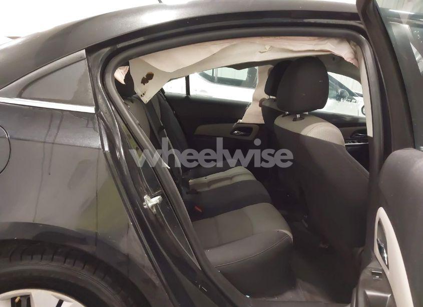 Photo 8 of 2012 Chevrolet Cruze LS (VIN 1G1PC5SH8C7345092)