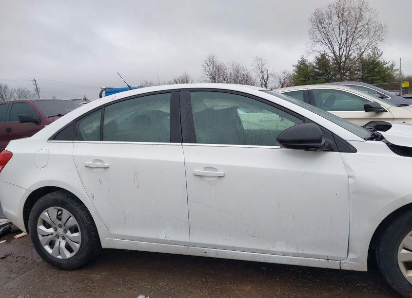 Photo 14 of 2012 Chevrolet Cruze LS (VIN 1G1PC5SH8C7377704)