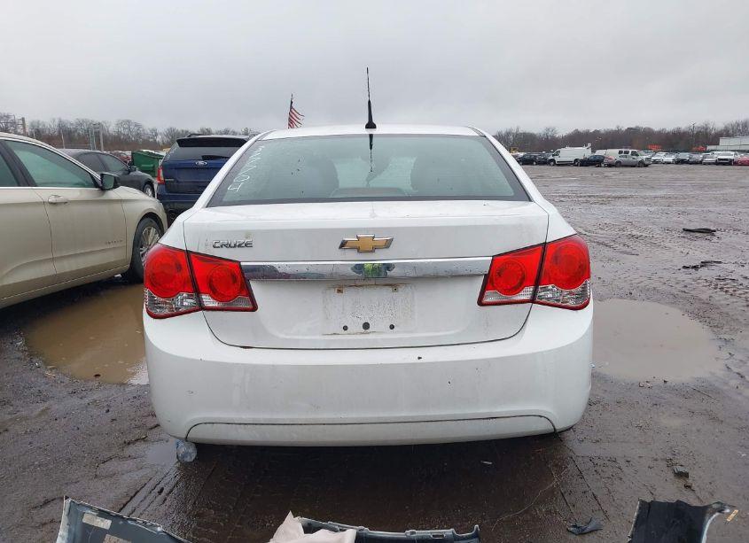 Photo 17 of 2012 Chevrolet Cruze LS (VIN 1G1PC5SH8C7377704)