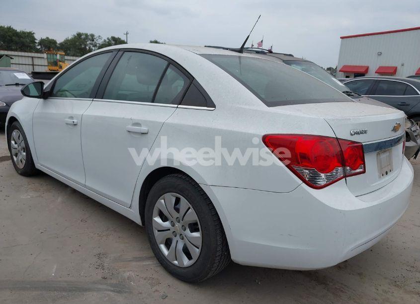 Photo 3 of 2012 Chevrolet Cruze LS (VIN 1G1PC5SH8C7392025)