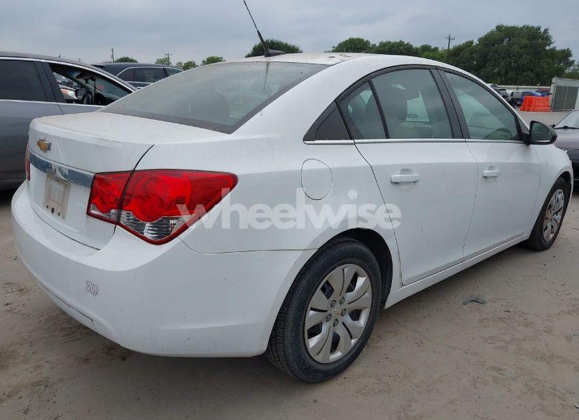 Photo 4 of 2012 Chevrolet Cruze LS (VIN 1G1PC5SH8C7392025)