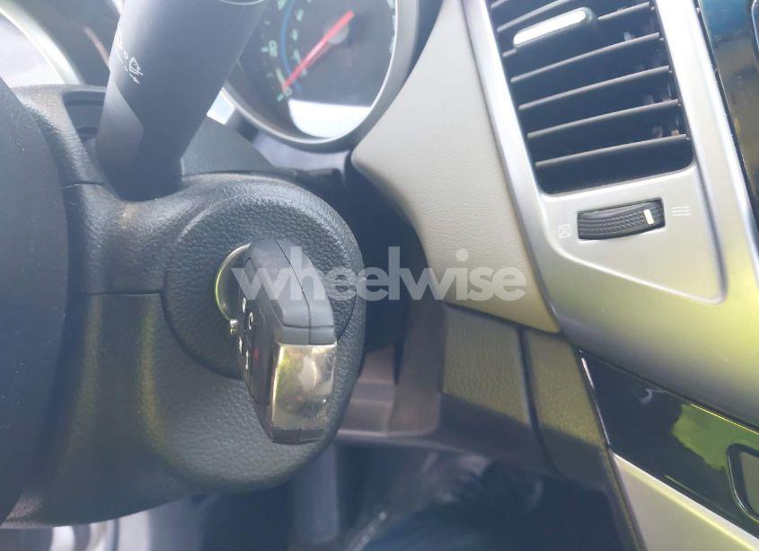 Photo 11 of 2012 Chevrolet Cruze LS (VIN 1G1PC5SH8C7408465)