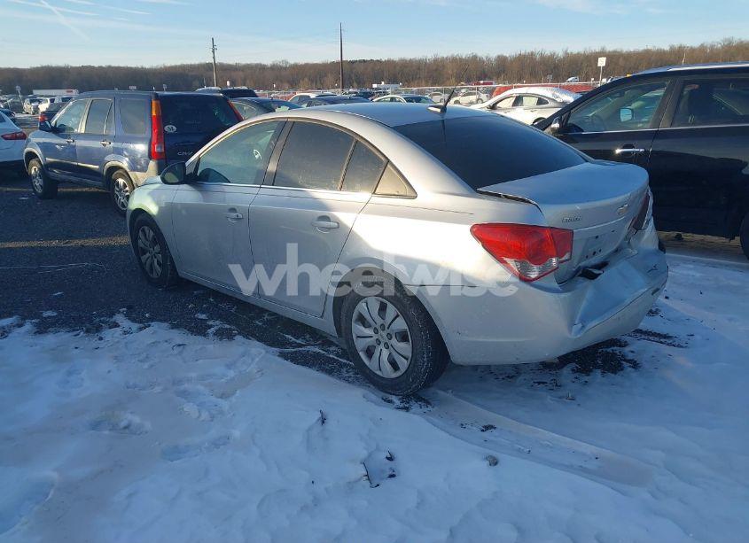 Photo 3 of 2012 Chevrolet Cruze LS (VIN 1G1PC5SH8C7408465)