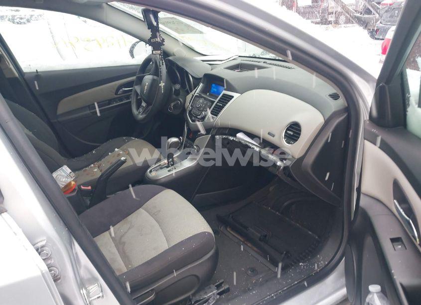 Photo 5 of 2012 Chevrolet Cruze LS (VIN 1G1PC5SH8C7409762)