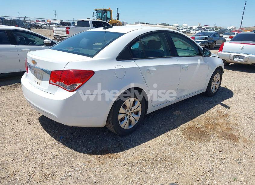 Photo 4 of 2016 Chevrolet Cruze LIMITED LS AUTO (VIN 1G1PC5SH8G7137980)