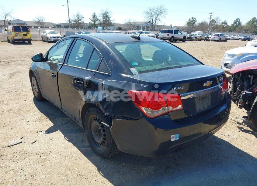 Photo 3 of 2016 Chevrolet Cruze LIMITED LS AUTO (VIN 1G1PC5SH8G7221636)