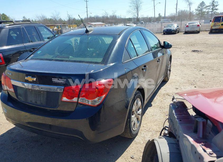 Photo 4 of 2016 Chevrolet Cruze LIMITED LS AUTO (VIN 1G1PC5SH8G7221636)