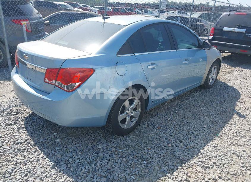 Photo 4 of 2011 Chevrolet Cruze LS (VIN 1G1PC5SH9B7101837)