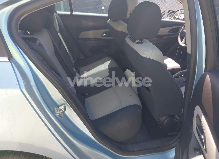 Photo 8 of 2011 Chevrolet Cruze LS (VIN 1G1PC5SH9B7101837)