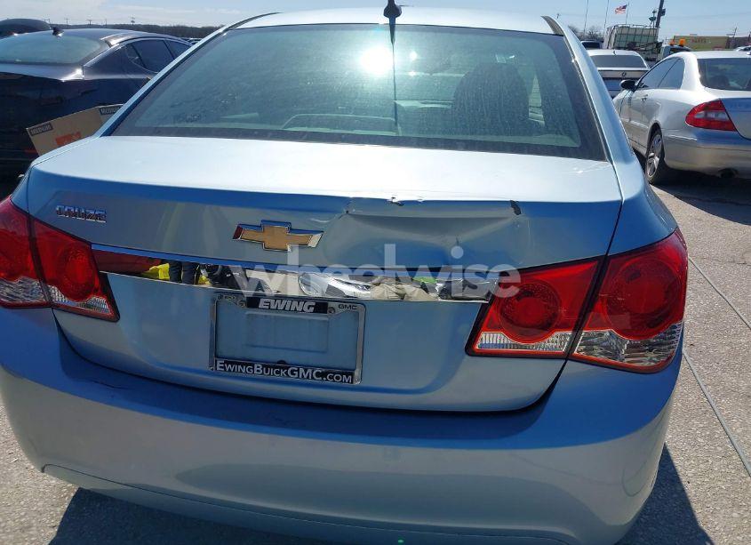 Photo 6 of 2012 Chevrolet Cruze LS (VIN 1G1PC5SH9C7143362)