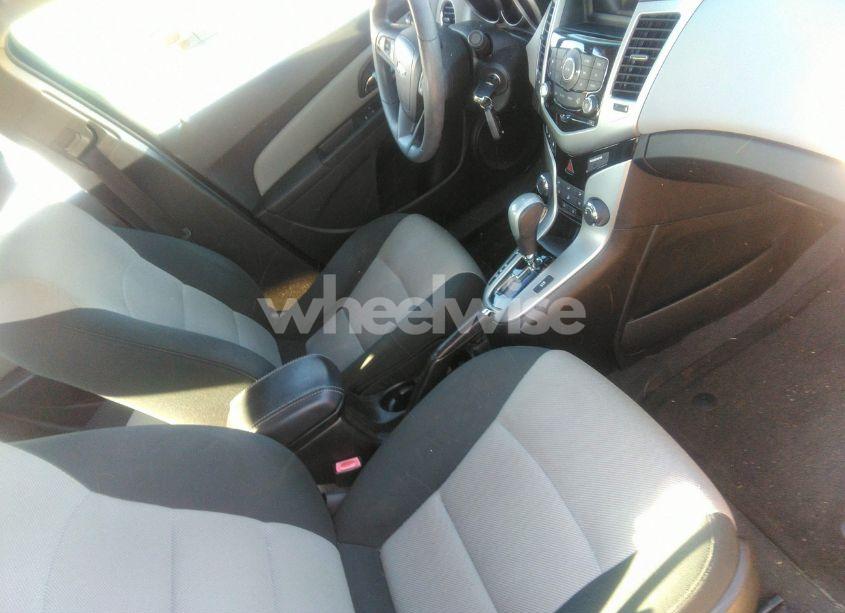 Photo 5 of 2012 Chevrolet Cruze LS (VIN 1G1PC5SH9C7143863)