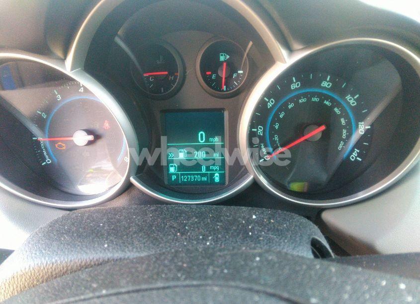 Photo 7 of 2012 Chevrolet Cruze LS (VIN 1G1PC5SH9C7143863)