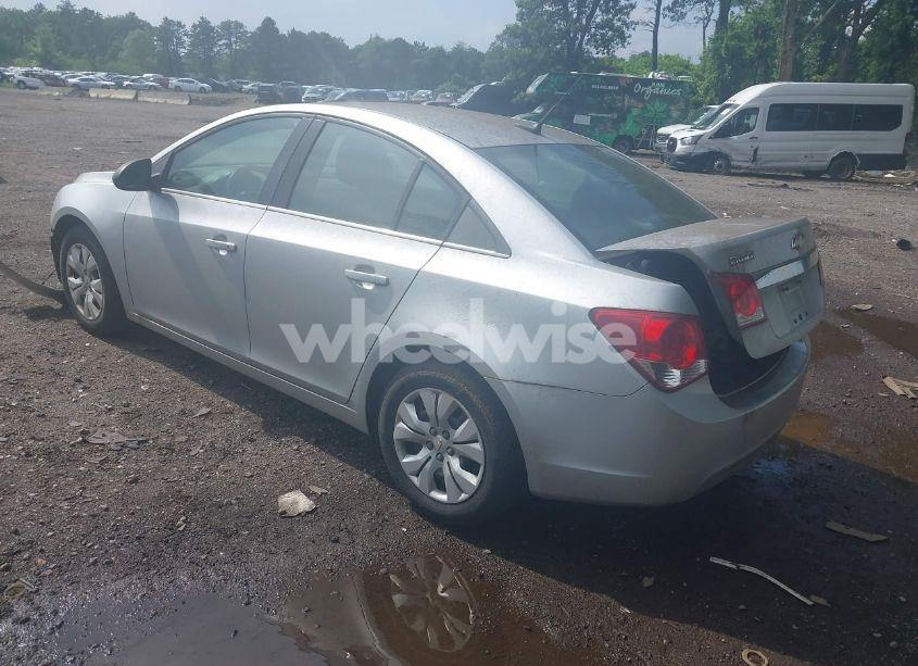 Photo 3 of 2012 Chevrolet Cruze LS (VIN 1G1PC5SH9C7187328)