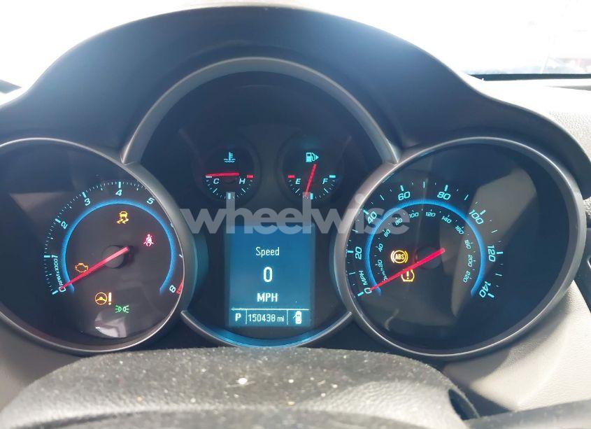 Photo 7 of 2012 Chevrolet Cruze LS (VIN 1G1PC5SH9C7199317)