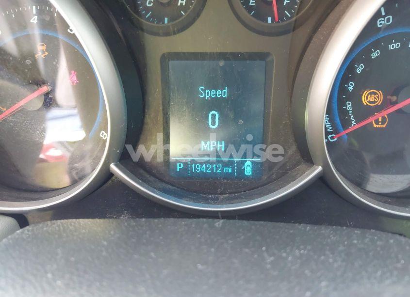 Photo 7 of 2012 Chevrolet Cruze LS (VIN 1G1PC5SH9C7251433)