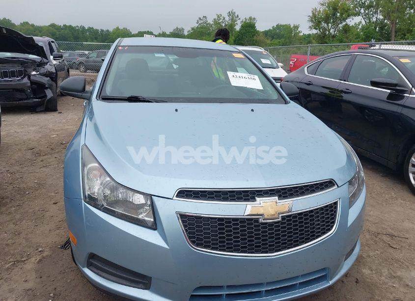 Photo 12 of 2012 Chevrolet Cruze LS (VIN 1G1PC5SH9C7292872)