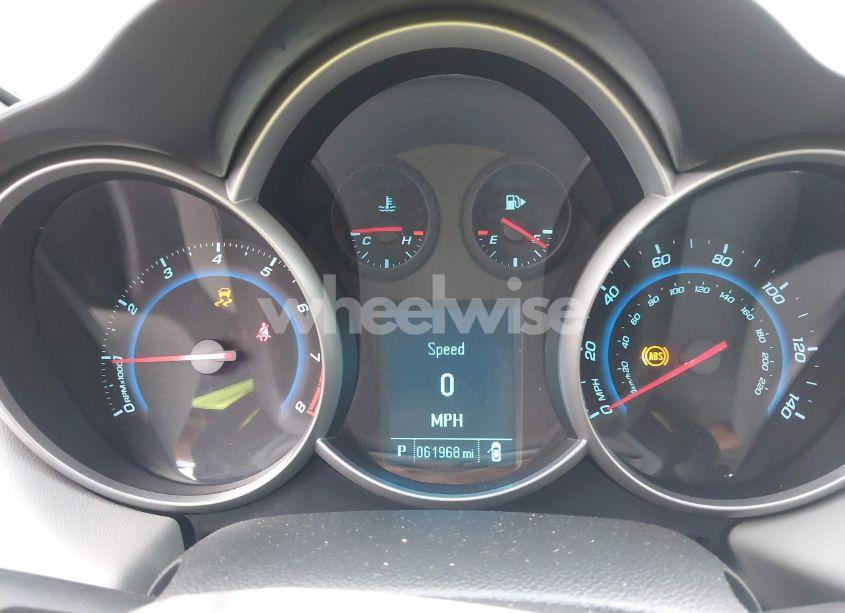 Photo 7 of 2012 Chevrolet Cruze LS (VIN 1G1PC5SH9C7292872)